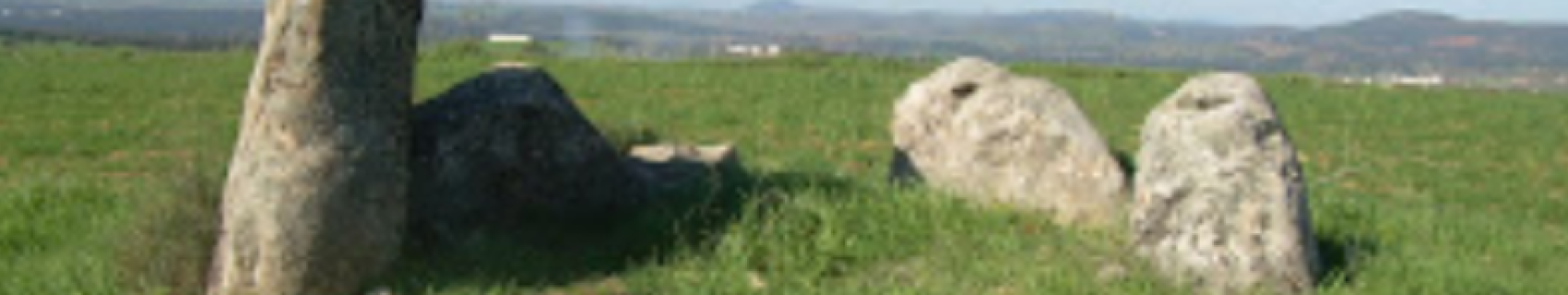 Dolmen De Piedra Hincada