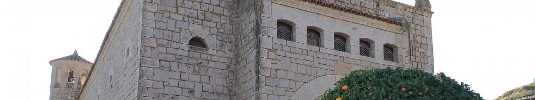 Exterior Parroquia de Santa Ana