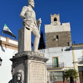 Escultura en mármol de Hernando de Soto (1866)