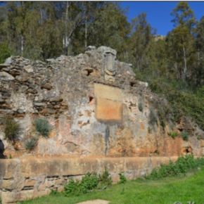 Fuente y Abrevadero Del Pilar