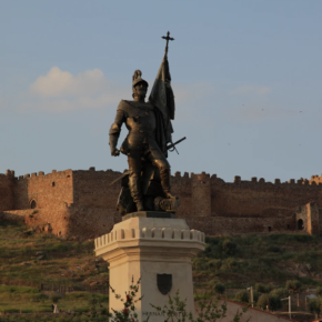 Monumento a Hernán Cortés