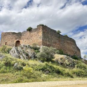 Exterior view of the castle.